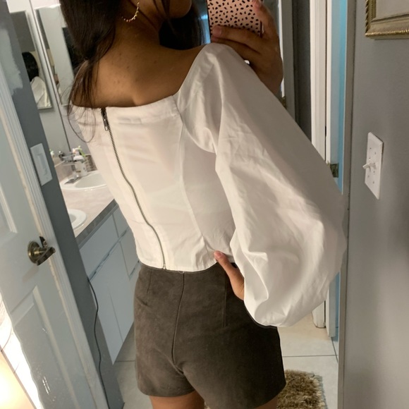 White Blouse - Picture 3 of 6